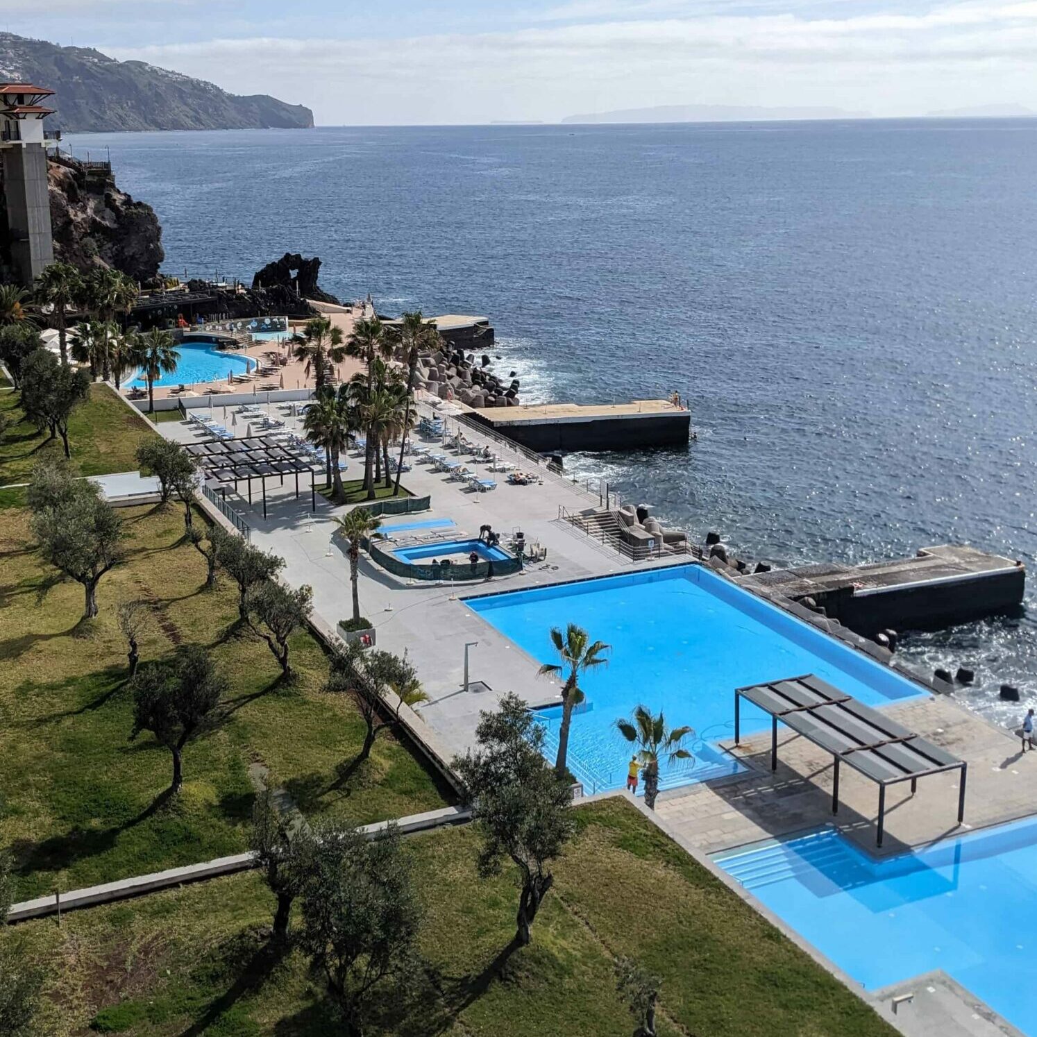 Fotos Madeira-Pool mit Hotel