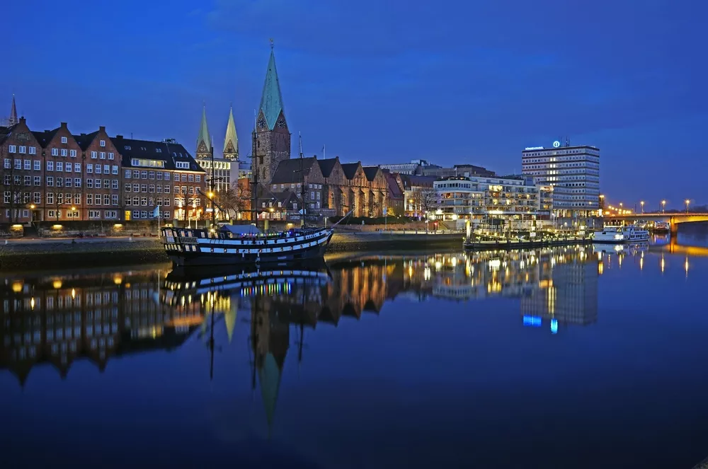 Ansicht auf Bremen am Abend