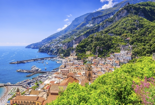 Blick auf die Stadt Amalfi.